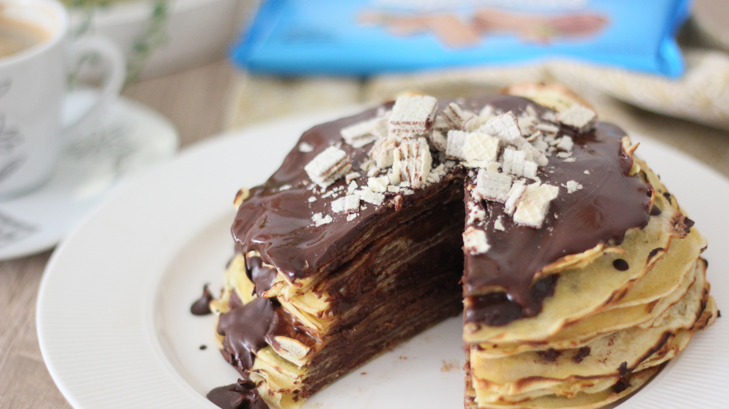 Torta od palačinki i hrskavih Napolitanki